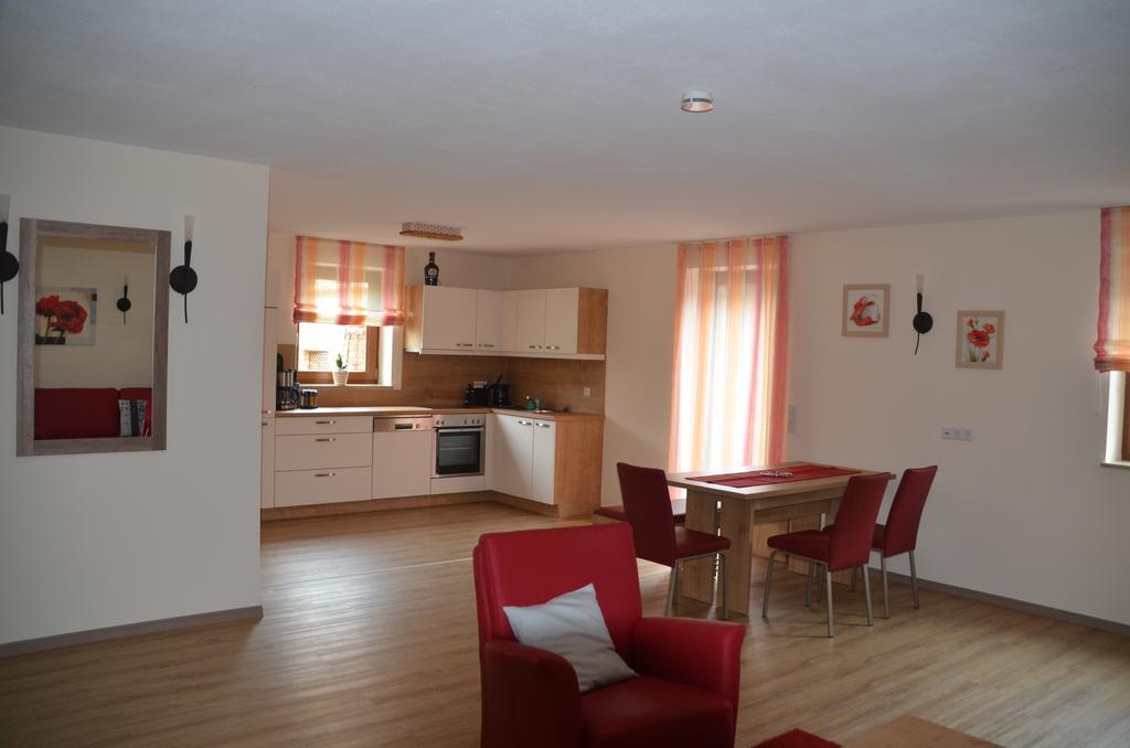 Landhotel Zum Adler Oberbechingen Room photo